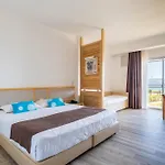 Baia Di Conte Club & ホテル
