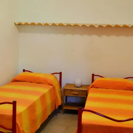 Hotel Baia Di Conte