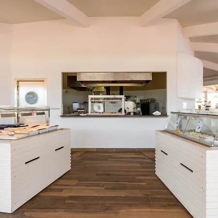 Baia Di Conte Club & 4* Alghero