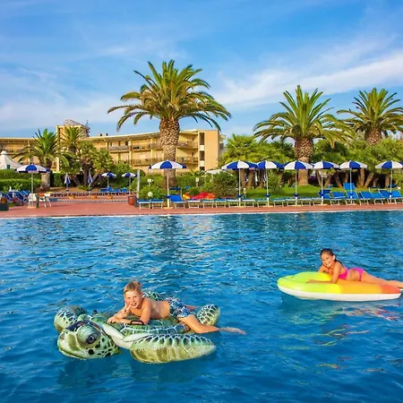 Baia Di Conte Club & Otel 4*