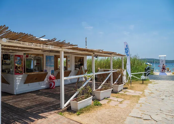 Szálloda Baia Di Conte Club &