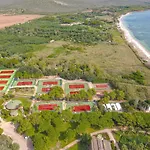 Hotel Baia Di Conte Club &