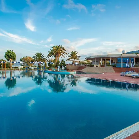Baia Di Conte Club & 4*