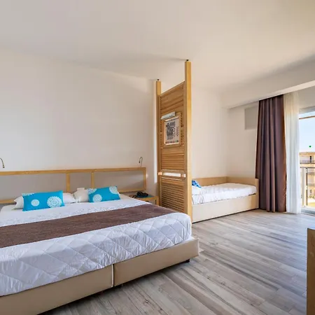 Hotel Baia Di Conte Club &