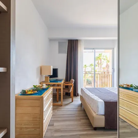 Baia Di Conte Club & Alguer