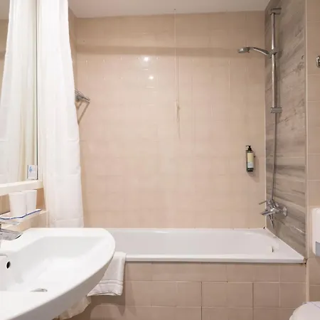Baia Di Conte Club & Hotel 4*