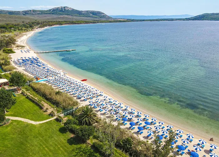 Hotel Baia Di Conte Club&resort 4*