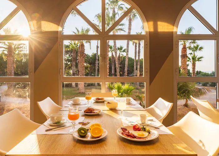 Hotel Baia Di Conte Club&resort 4*