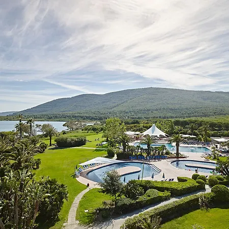 Baia Di Conte Club & فندق 4*